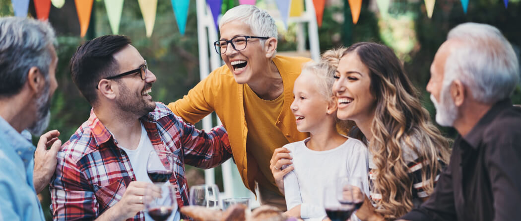 a family gather outside